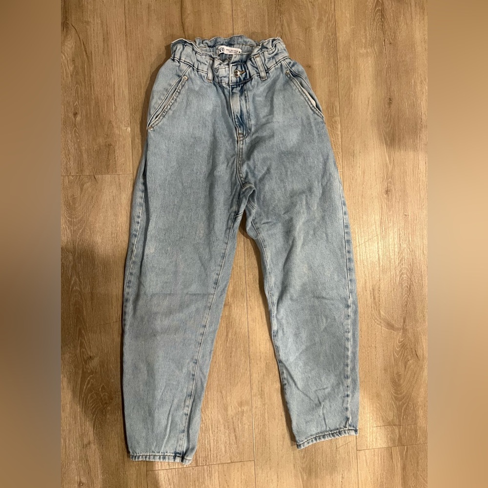 VINTAGE CUT CROPPED ZARA JEANS